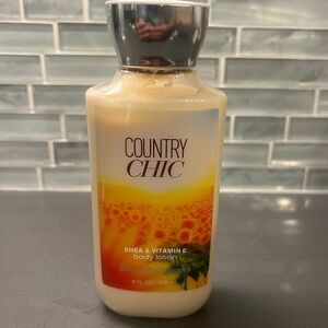 Bath & Body Works Country Chic Body Lotion